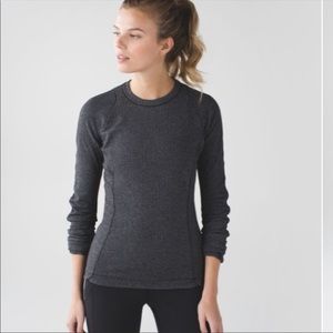 Lululemon Runderful Long Sleeve Sz 4